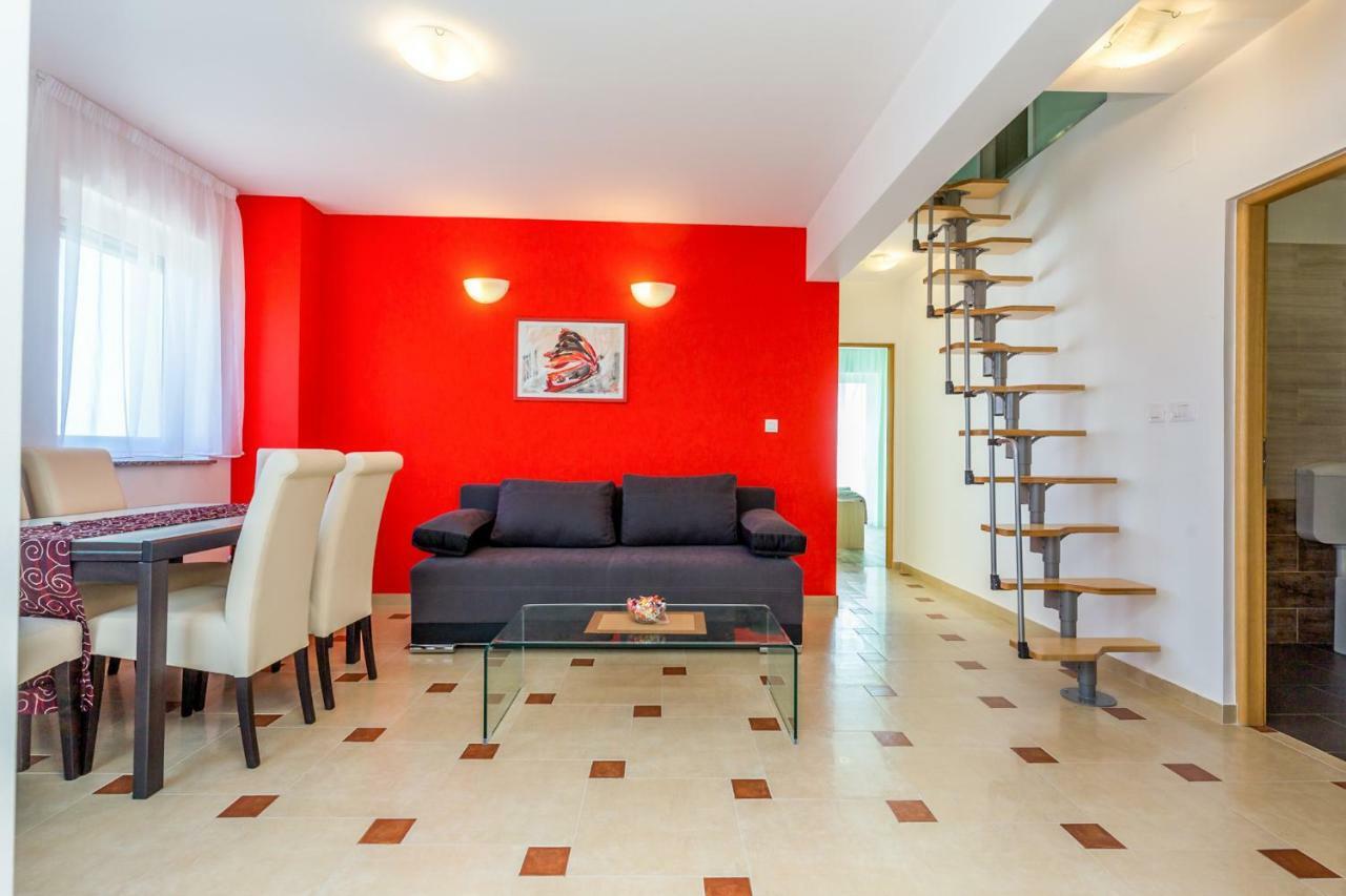 Luxury Apartments Kostrena With Pool Luaran gambar