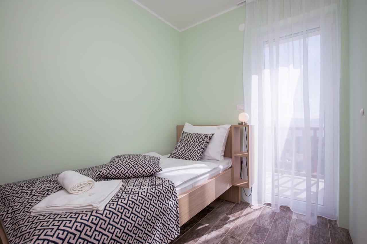 Luxury Apartments Kostrena With Pool Luaran gambar