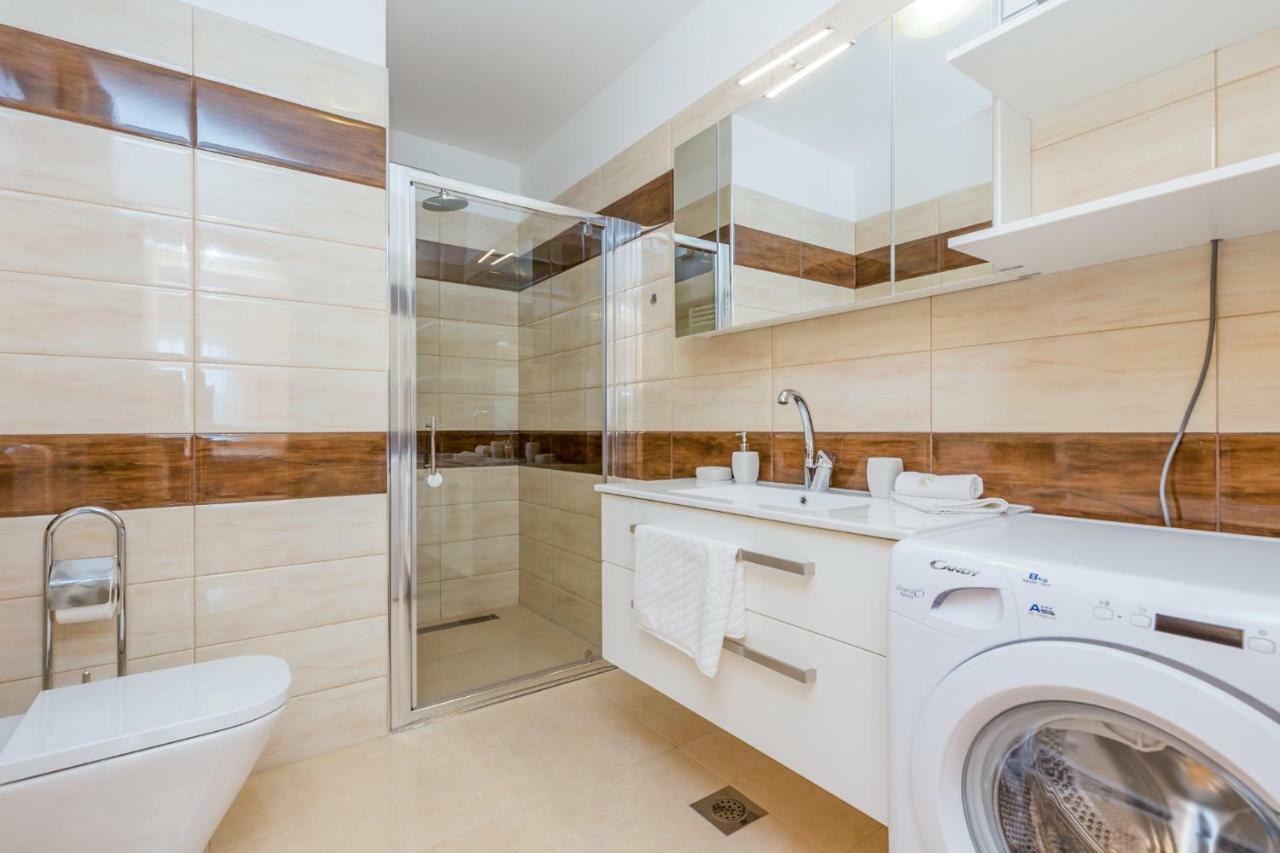 Luxury Apartments Kostrena With Pool Luaran gambar