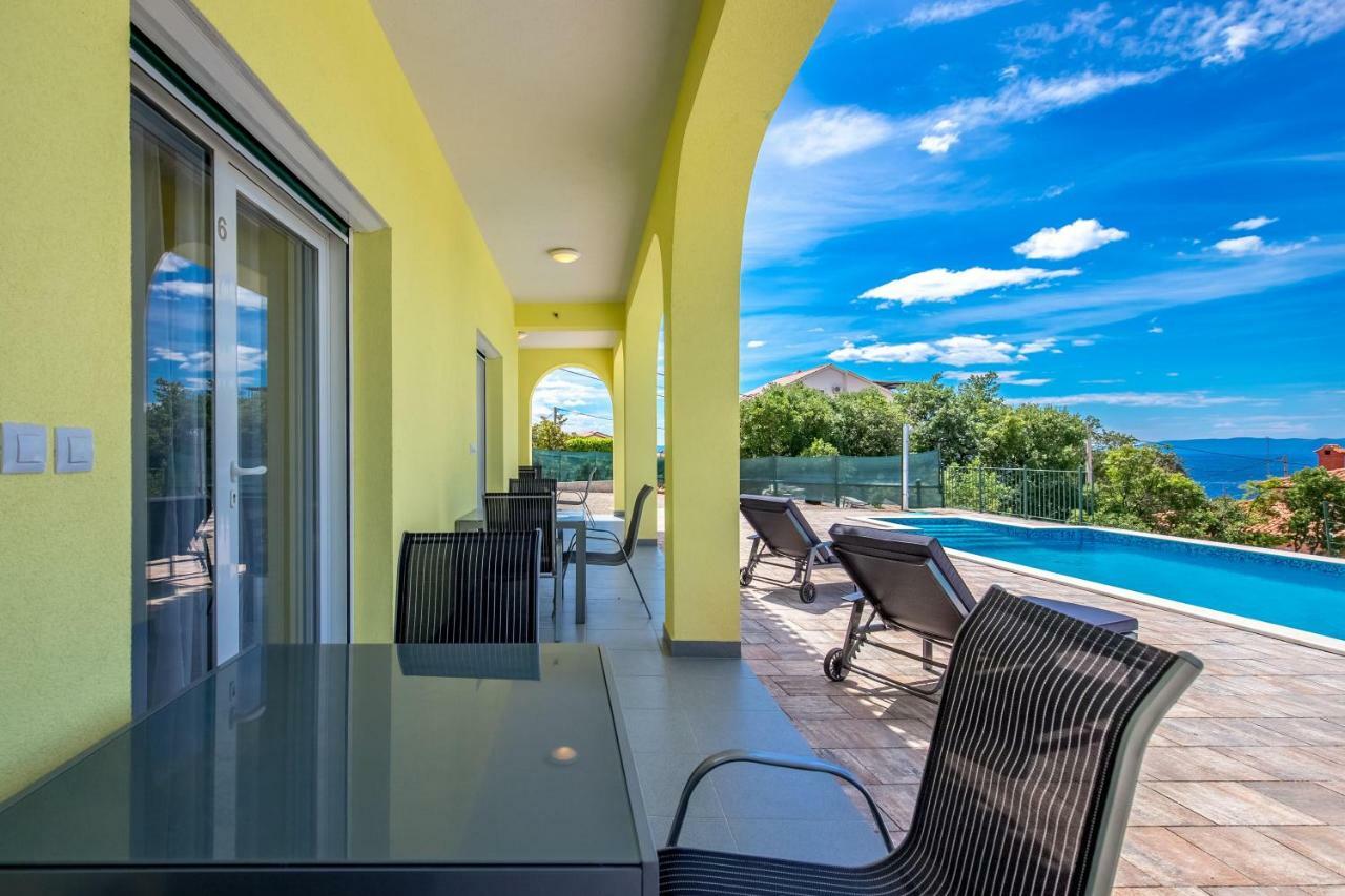 Luxury Apartments Kostrena With Pool Luaran gambar