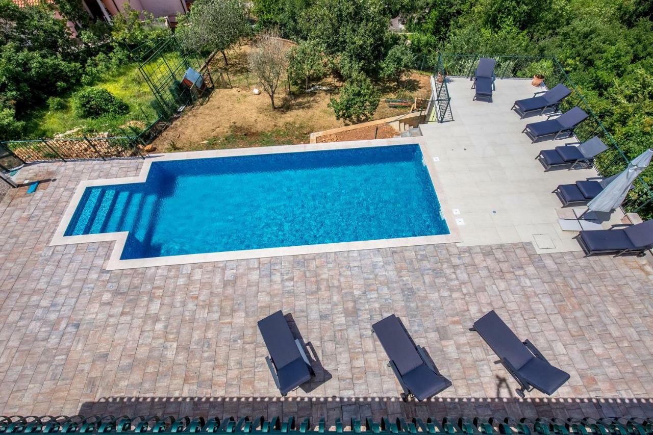 Luxury Apartments Kostrena With Pool Luaran gambar