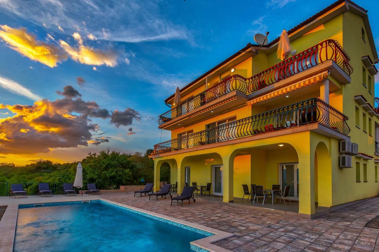 Luxury Apartments Kostrena With Pool Luaran gambar